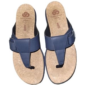 Clark’s Cloudsteppers Sandals 6.5